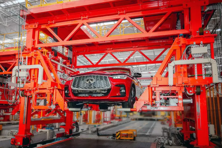 En la planta COMPAS de de Aguacalientes, México se fabrican modelos de la marcas Infiniti (Nissan) y Mercedes-Benz.