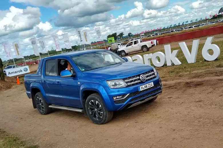 La VW Amarok V6 se presentó en 2018 como concept y llegó meses después, incluso se mostraron unidades alemanas en ExpoAgro 2019.