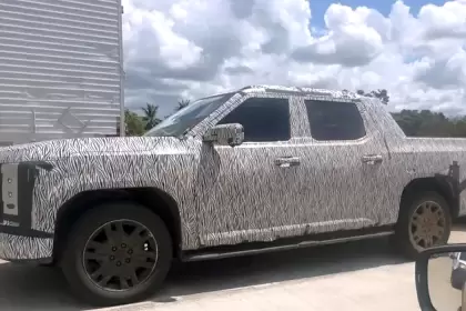 La Nueva Amarok circula camuflada por las rutas argentinas y brasileñas.