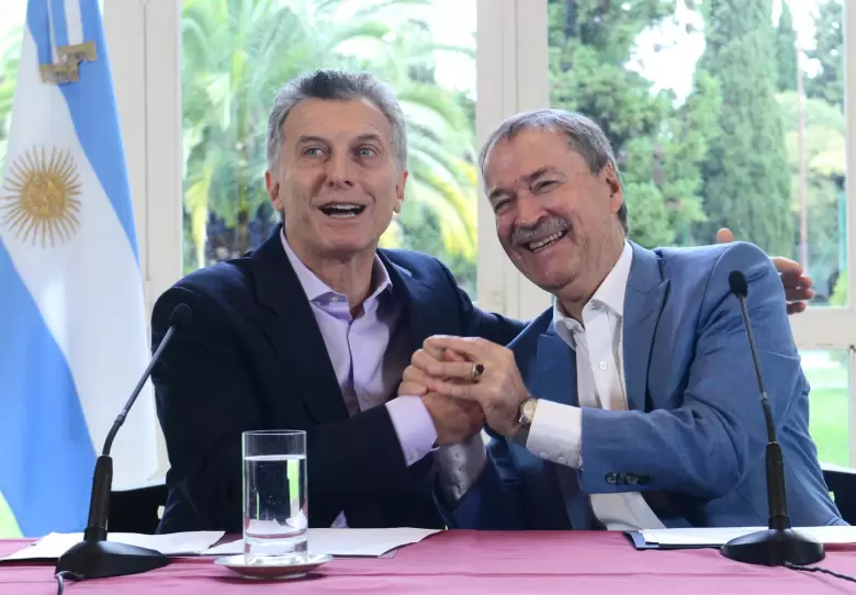 Mauricio Macri y Juan Schiaretti en 2016 en la Quinta de Olivos