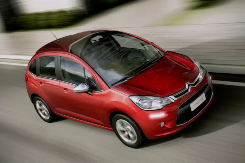 El Citroën C3, un vehículo muy popular en Argentina, es uno de los modelos incluidos en este recall.