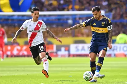 River tiene a Betano como main sponsor, mientras que Boca está patrocinado por Betsson, ambas casas de apuestas.