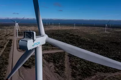 Según estimaciones de la compañía, el parque generará energía limpia equivalente al consumo anual de unos 230.000 hogares.