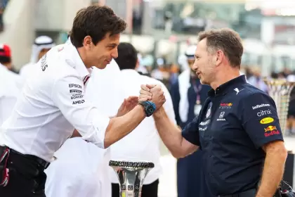 Toto Wolff y Christian Horner, los pesos pesados que se disputan el futuro de Alpine