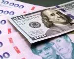 El dólar minorista cerró en $1.498