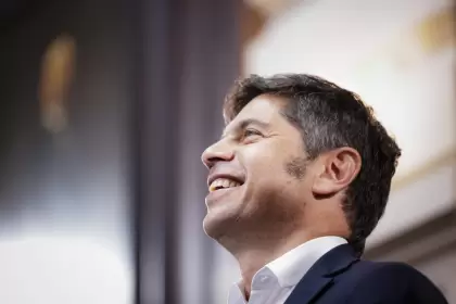 La construcción de un plan macroeconómico previsible resulta vital para perforar la resistencia del electorado en la zona núcleo.