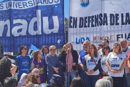 Paro universitario total: docentes paralizan clases en todo el país