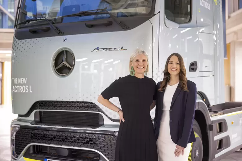 Karin Rådström, Presidente y CEO de Daimler Truck, y Eva Scherer, CFO de Daimler Truck.