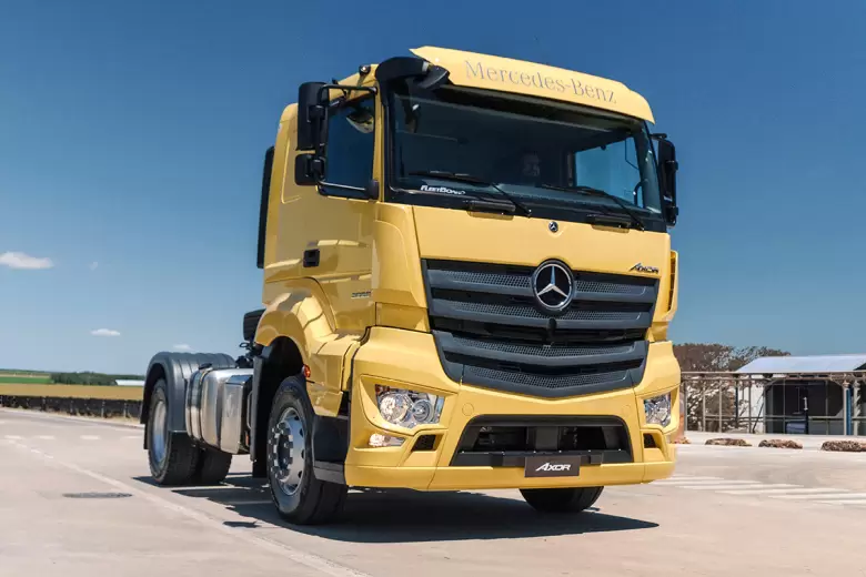Mercedes-Benz Camiones y Buses presentó en Argentina el Nuevo Axor, ícono de su línea de extrapesados.