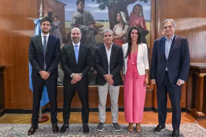 Uber invierte US$ 500 millones en Argentina y relanza Uber Eats