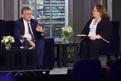 El grito de guerra de YPF y el desembarco masivo de capitales que prometen cambiar la historia argentina.