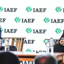Caputo advierte por la inflación y apunta a la confianza: "No podemos forzarlos a tener pesos"