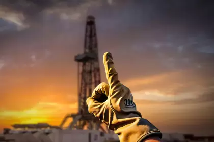 La inserción de la Argentina en un mundo en guerra por la energía