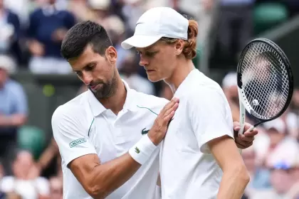 Novak Djokovic y Jannik Sinner, dos de los que encabezan el reclamo por un reparto más justo en el circuito