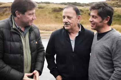 Malvinas: Kicillof encabeza acto y muestra unidad con gobernadores