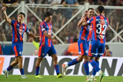 San Lorenzo se ilusiona con terminar dentro de los primeros ochos del campeonato local