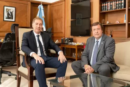 Santilli recibió a Weretilneck en Casa Rosada