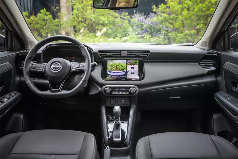 En su interior propone una evolución respecto del Kicks Play, con mejores materiales y más equipamiento.