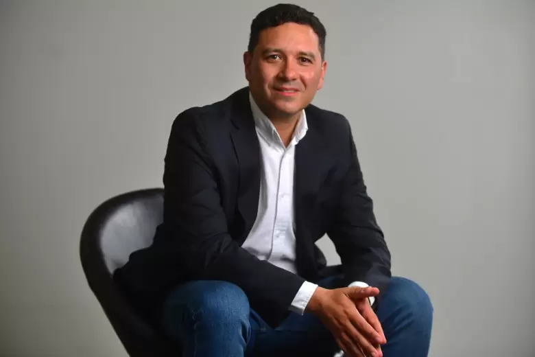 Zapata: "Para preservar autoridad, el Gobierno está, en los hechos, sacrificando su propia voz pública"