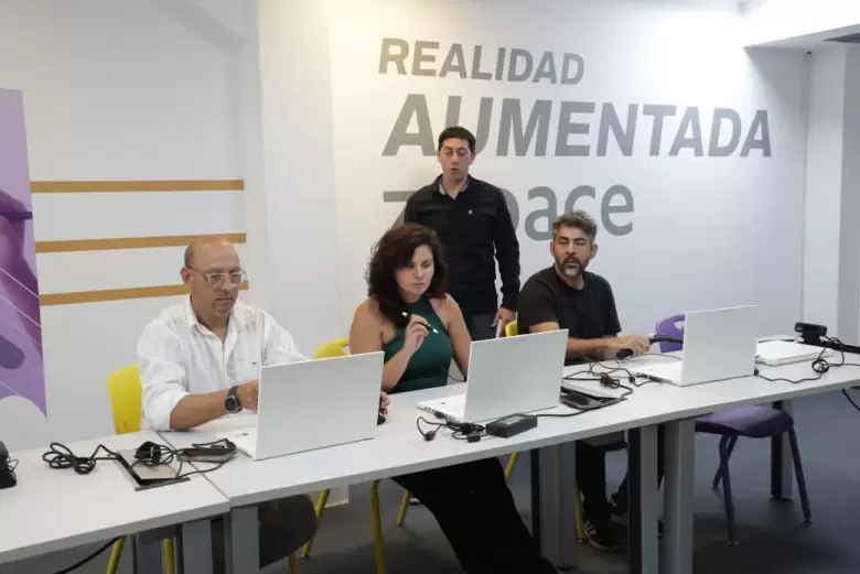 El Centro de Simulación de vanguardia donde jóvenes y adultos se reinventan y aprenden gratis