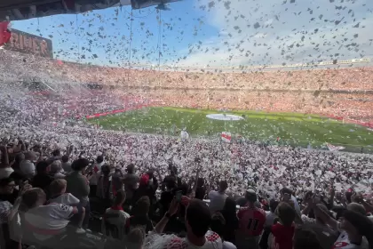 El histórico recibimiento de los hinchas de River en el Superclásico ante Boca.