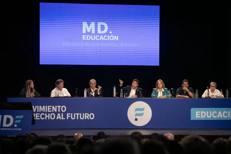 Kicillof presentó el MDF Educación en Avellaneda