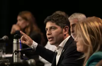 Kicillof ahora quiere usar las PASO para ordenar al peronismo en su disputa con Máximo Kirchner