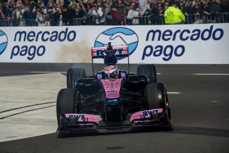 Franco Colapinto en su primera salida de la jornada, a bordo del Lotus E20