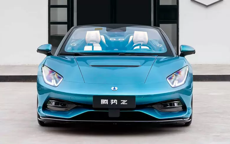 El Denza Z ya se ganó el moto de "la Ferrari china".