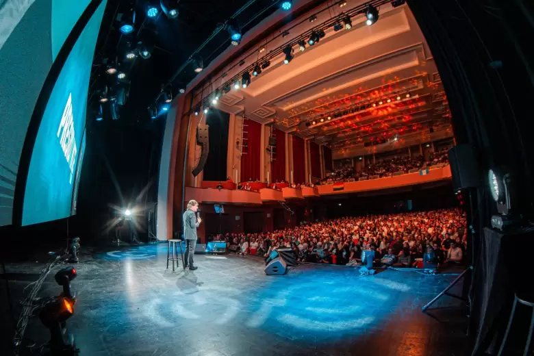 "Presidante", el show de Dante Gebel, en Suiza