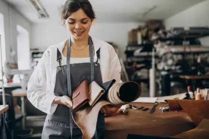 Por qué cada vez más jóvenes profesionales dejan la relación de dependencia para emprender