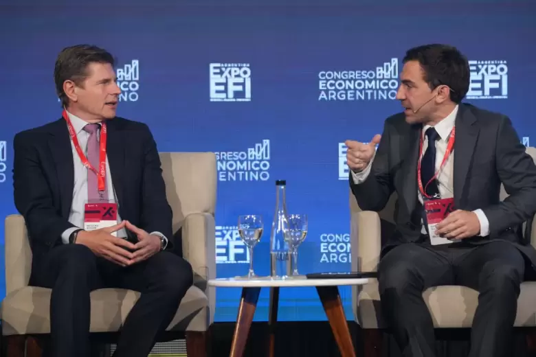 "La realidad es que China crece gracias al sector privado. Y no es el Estado el que produce el crecimiento. China crece a pesar del Estado"