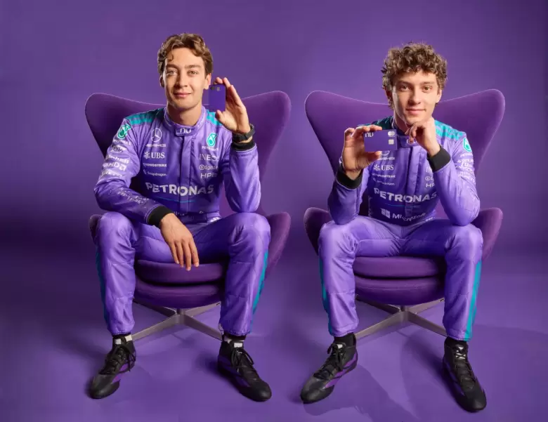 Los nuevos trajes violeta de Mercedes que estrenarán Russell y Antonelli en Miami