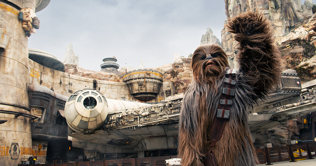 Chewbacca, de la trilogía original, en el parque Galaxy's Edge