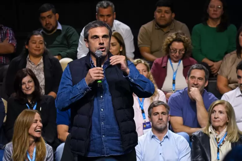 Guillermo Michel en el encuentro "El peronismo debate" en Parque Norte - Guillermo Michel