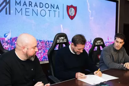 San Lorenzo selló una alianza con la Escuela Maradona Menotti.