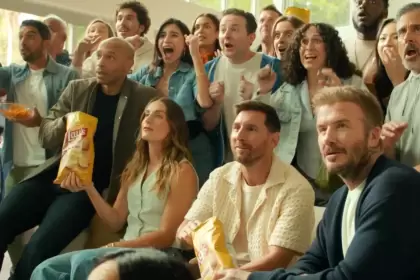 Henry, Putellas, Messi, Beckham y Steve Carell, juntos en la nueva publicidad de Lay's