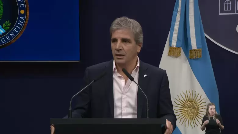 Caputo dio detalles del Súper RIGI y habló de inversiones millonarias para la Argentina