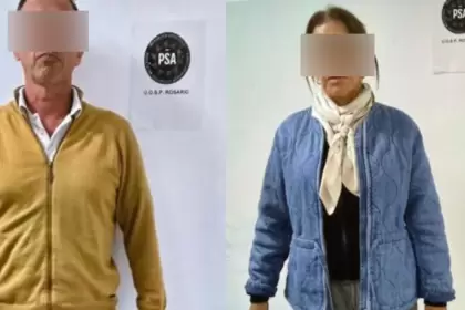 La pareja que tenía sexo en un avión fue descubierta por una menor de edad