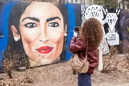 Mural de AOC