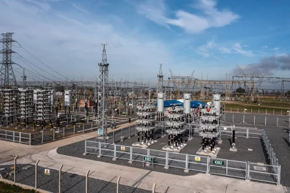 El sistema eléctrico sumó un nuevo refuerzo estructural con la ampliación de la Estación Transformadora de Ezeiza, una obra de US$ 40 millones.