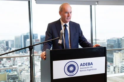 El presidente de la Asociación de Bancos Argentinos (Adeba), Javier Bolzico