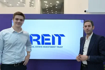 Beltrán Briones y Juan Ignacio Abuchdid captaron US$ 45 millones con el primer REIT argentino 