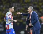 Gustavo Alfaro, el entrenador argentino que le devolvió la ilusión a Paraguay y ahora sueña en grande
