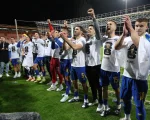 El desahogo y la euforia de los futbolistas de Bosnia tras sellar su pasaje al Mundial 2026
