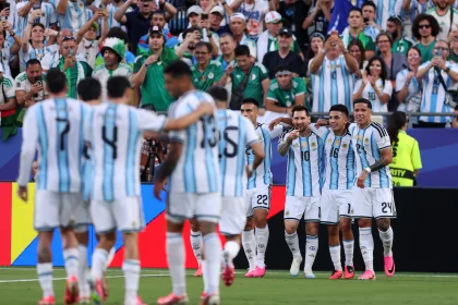 Argentina llega como líder del Grupo J luego de vencer a Argelia.