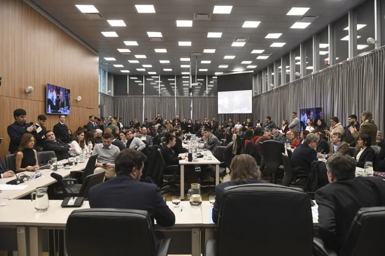 Un plenario de las Comisiones de Presupuesto y Hacienda, Industria, Ciencia, Tecnología e Innovación Productiva le dio dictamen de mayoría al proyecto - Prensa HCDN