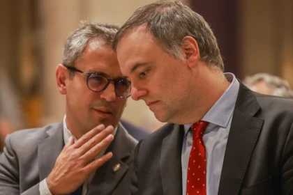 El caso Adorni amenaza la agenda oficialista en Diputados y pone en riesgo la aprobación del Súper RIGI