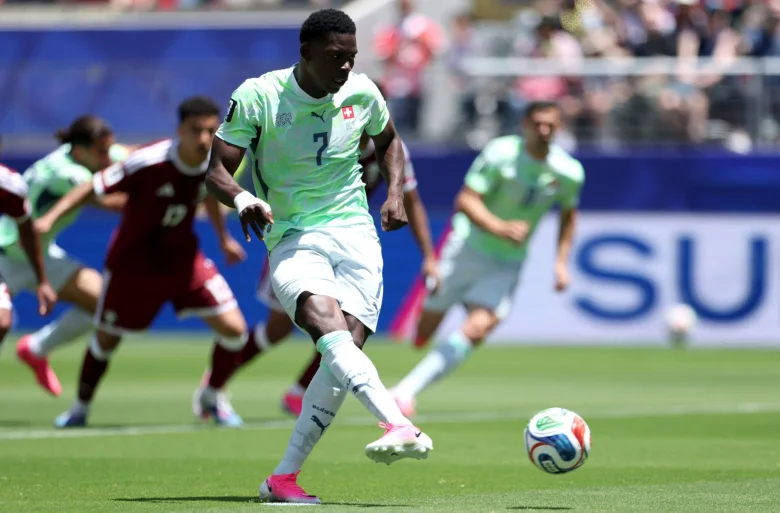 Embolo, delantero de Suiza