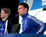 Lionel Scaloni en conferencia de prensa.